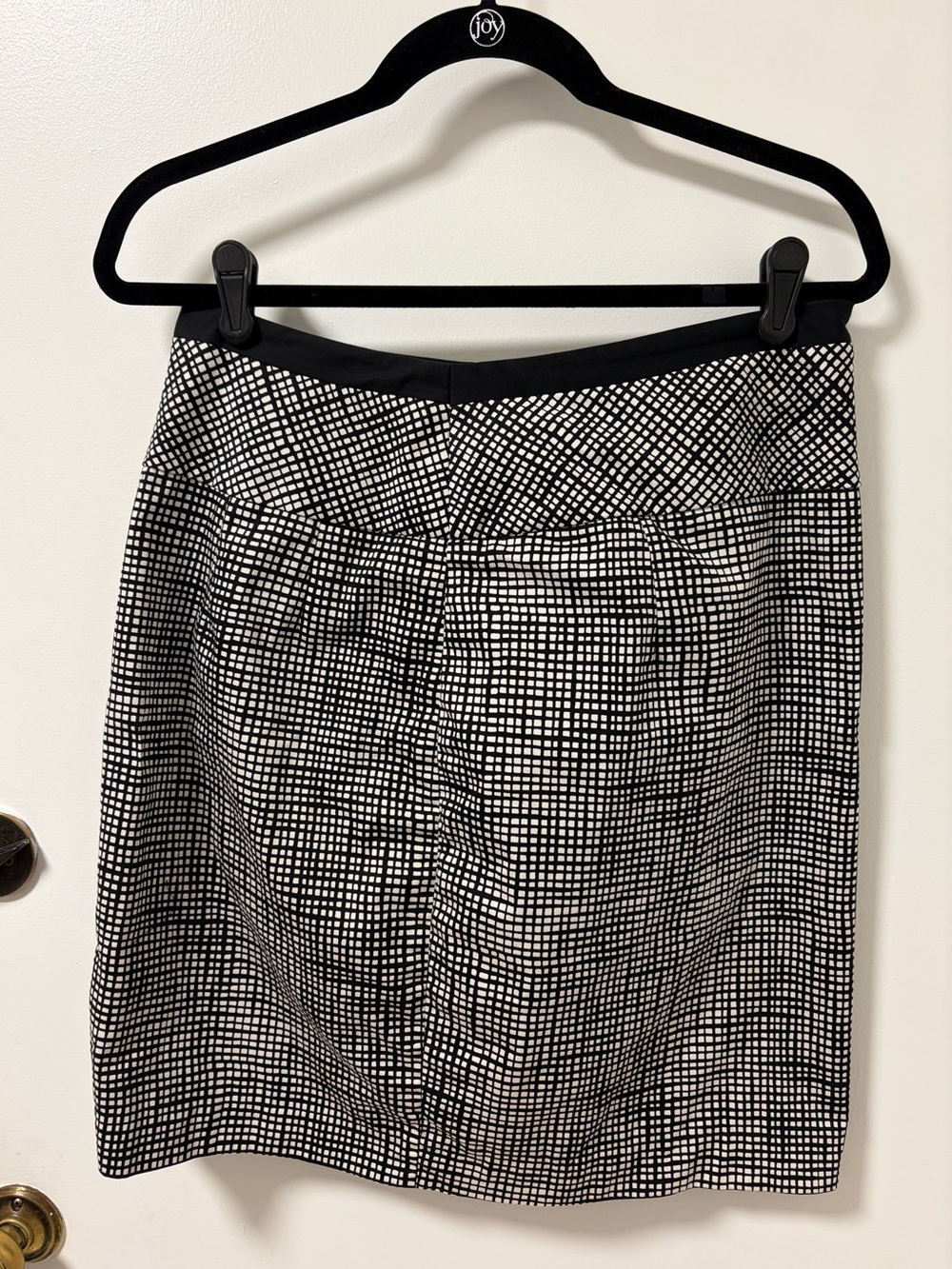 Express Black and White Pencil Skirt, 2010s